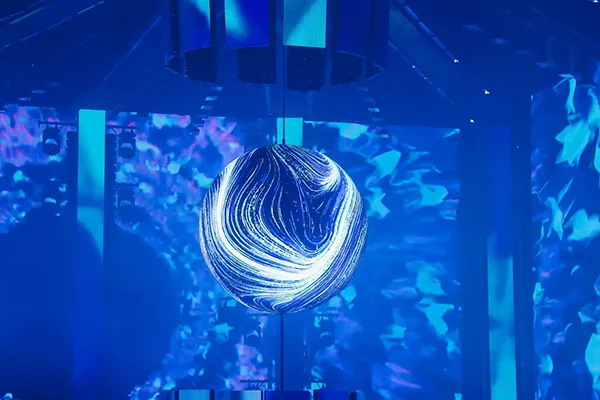 Projectors & Accessories